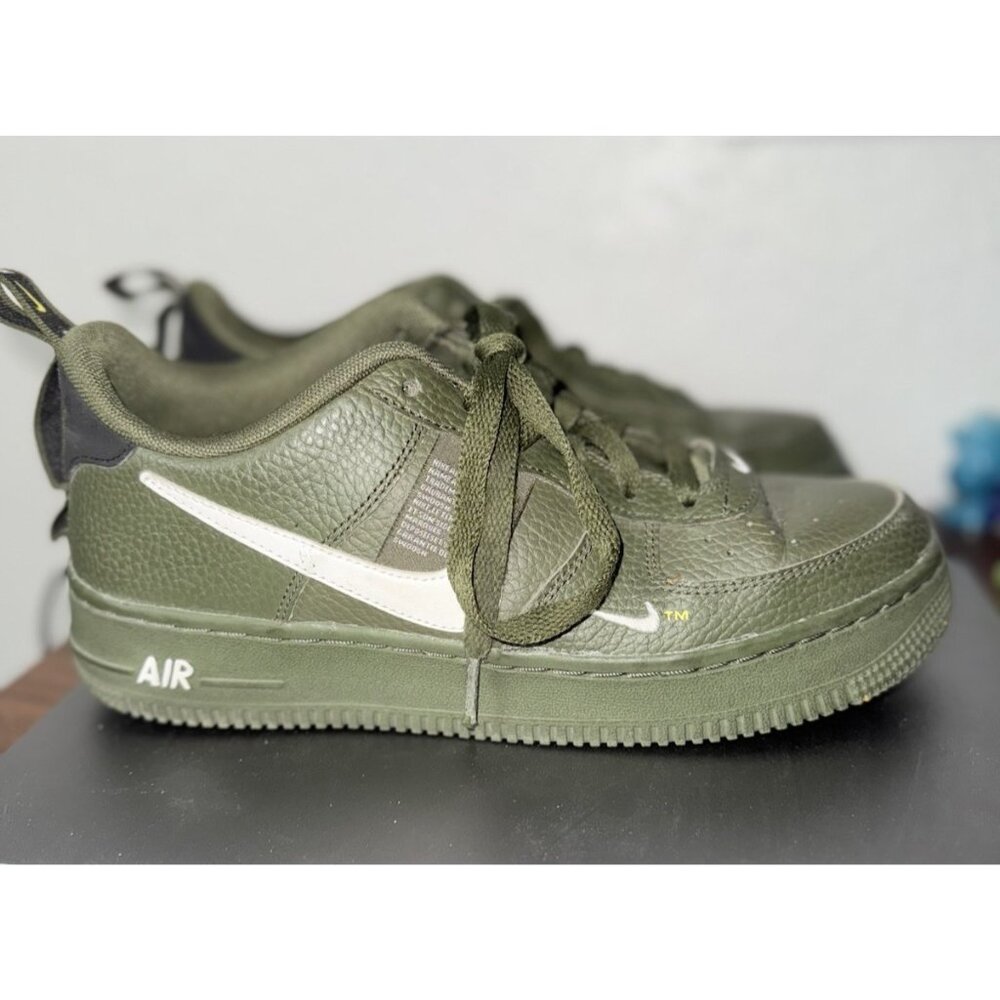 Nike Air Force 1 LV8 Utility Shoes GS Overbranding Olive Green Pebble Leather 7